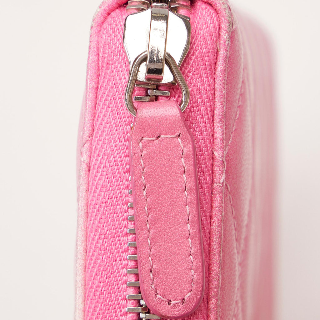 Chanel CC Lambskin Ombre Zippy Wallet (SHG-TlWg5V)