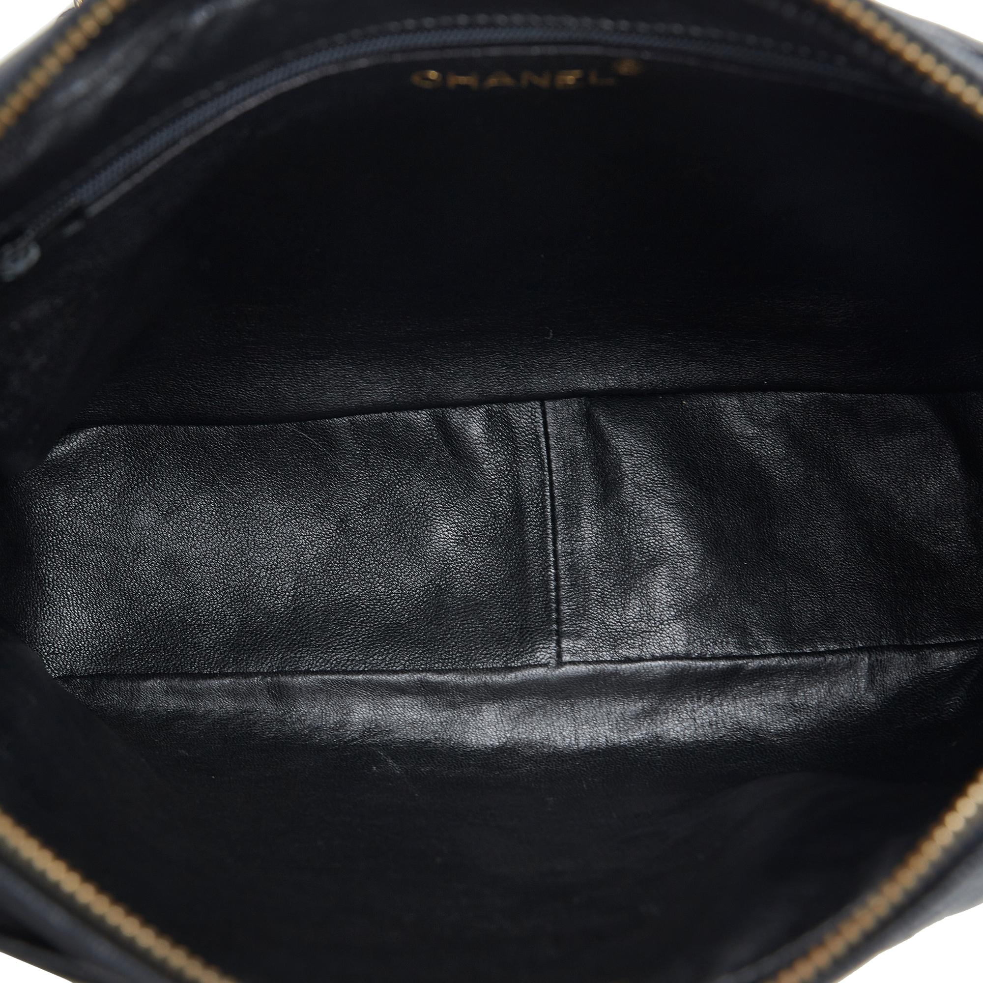 Chanel CC Lambskin Tassel Shoulder Bag (SHG-Bsuxng)