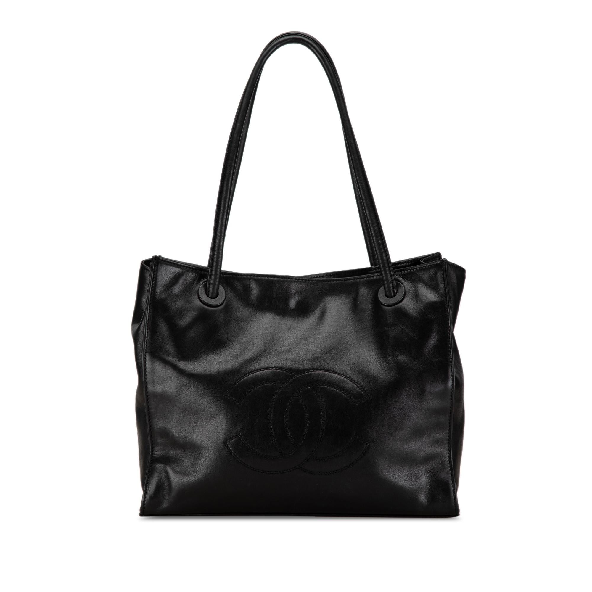 Chanel CC Lambskin Tote Bag (SHG-R6lAw8)