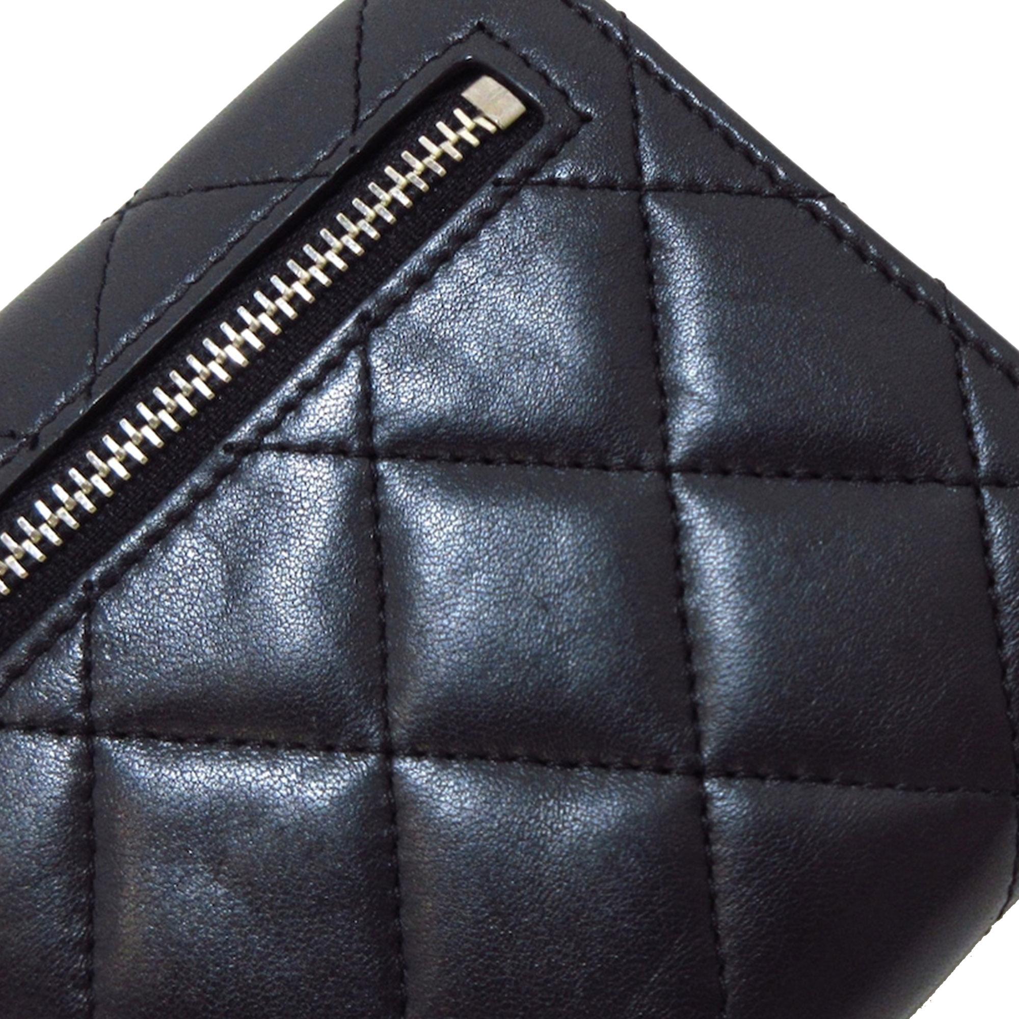 Chanel CC Lambskin Trifold Flap Wallet (SHG-aWb2CX)