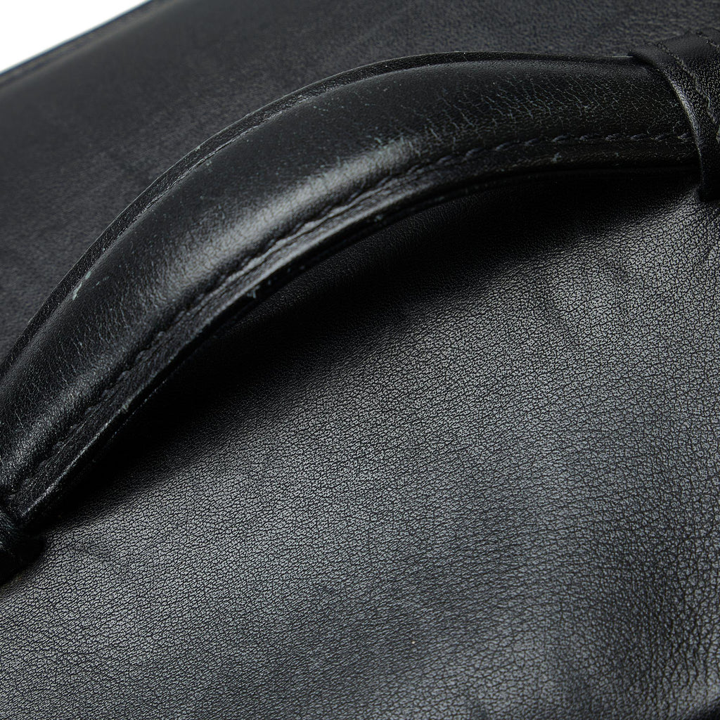 Chanel CC Lambskin Vanity Bag (SHG-0IH9fb)