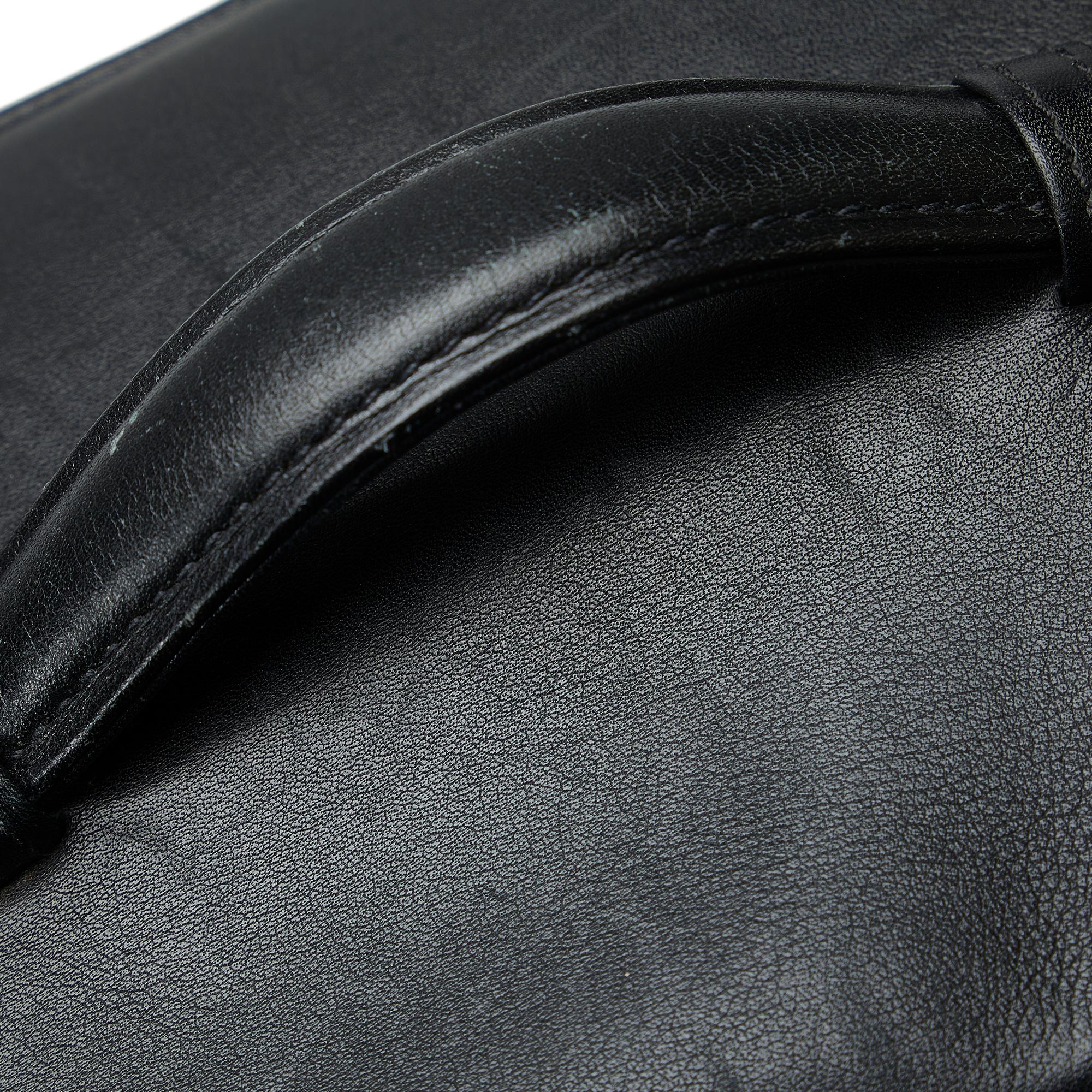Chanel CC Lambskin Vanity Bag (SHG-0IH9fb)