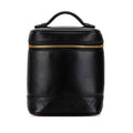 Chanel CC Lambskin Vanity Case (SHG-uFumoN)