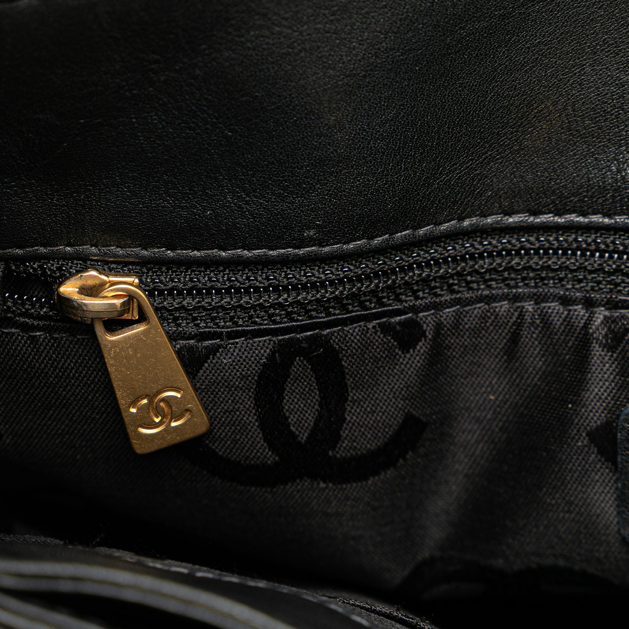 Chanel CC Lambskin Wild Stitch Handbag (SHG-aqtoNm)