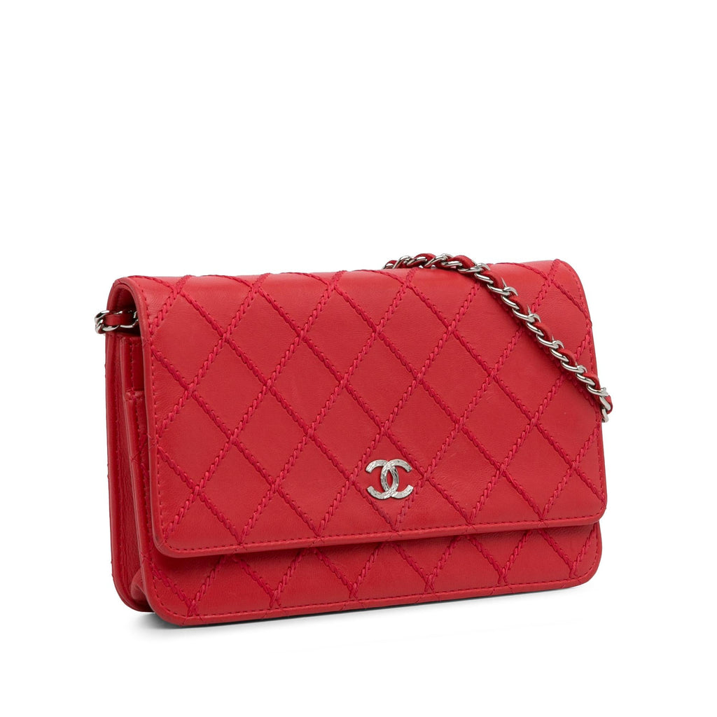 Chanel CC Lambskin Wild Stitch Wallet on Chain (SHG-GQnVtv)