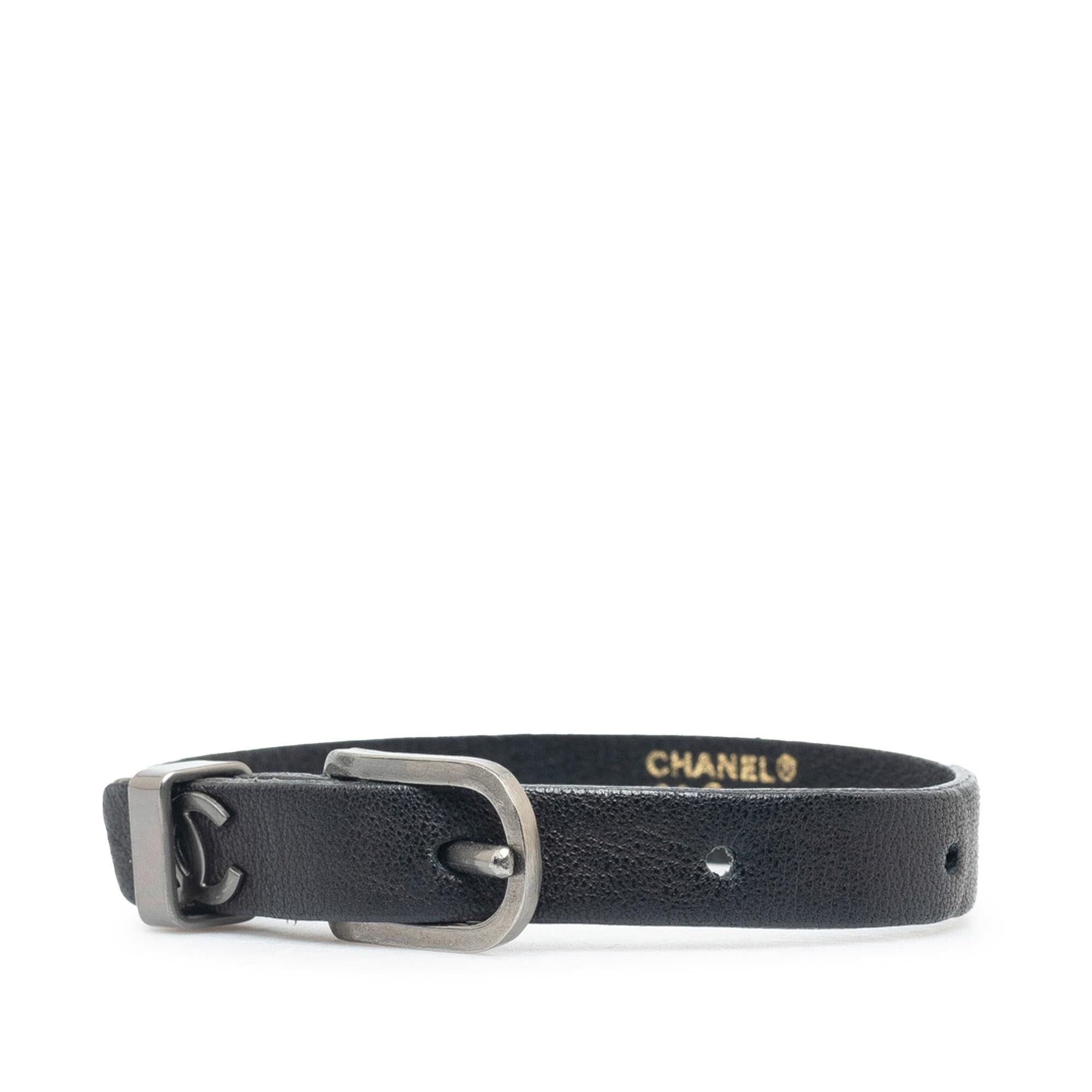 Chanel CC Leather Bracelet (SHG-PtZcIU)