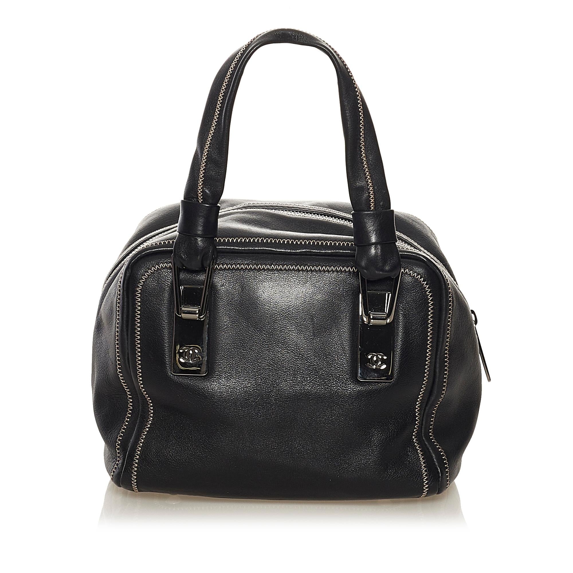 Chanel CC Leather Handbag (SHG-34261)