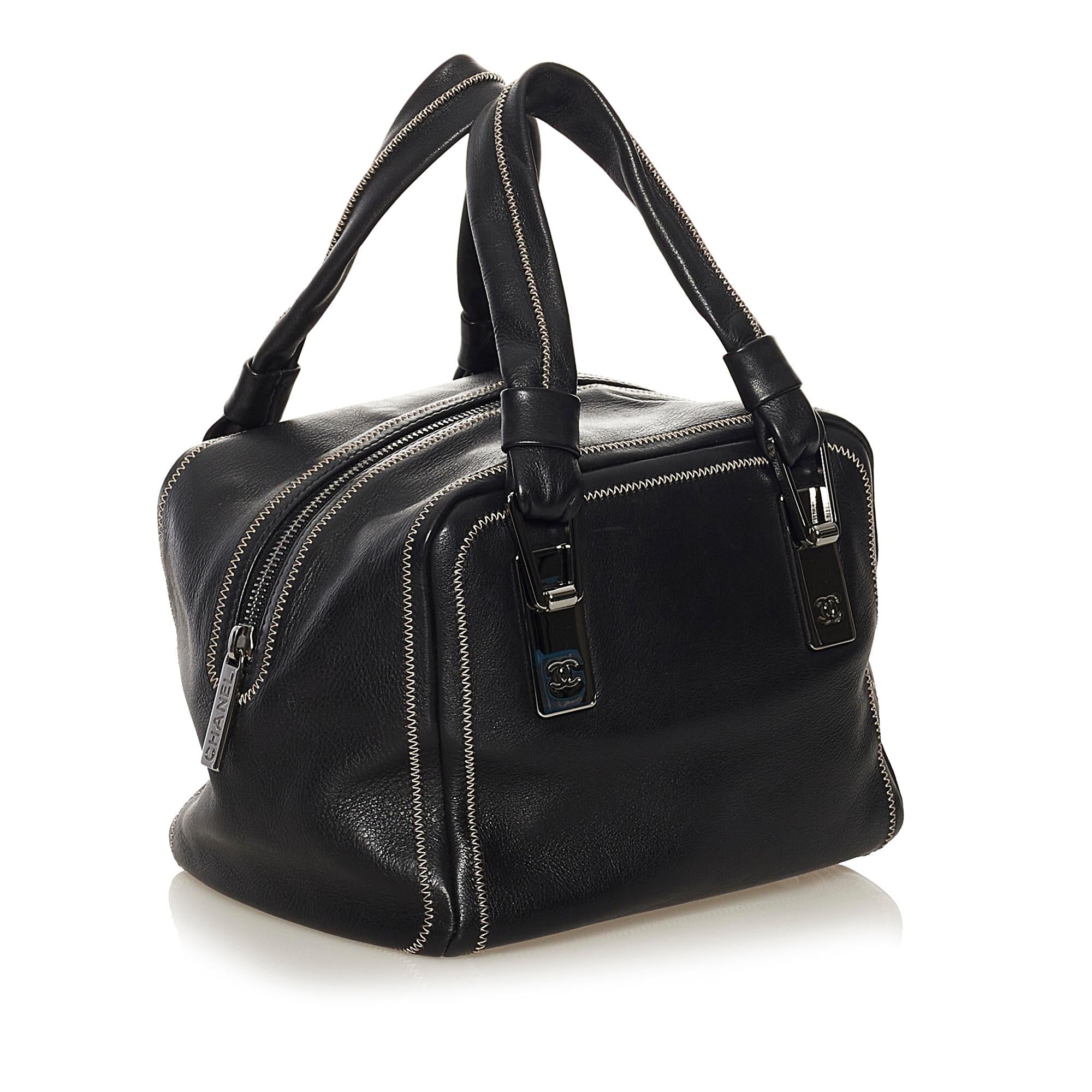 Chanel CC Leather Handbag (SHG-34261)