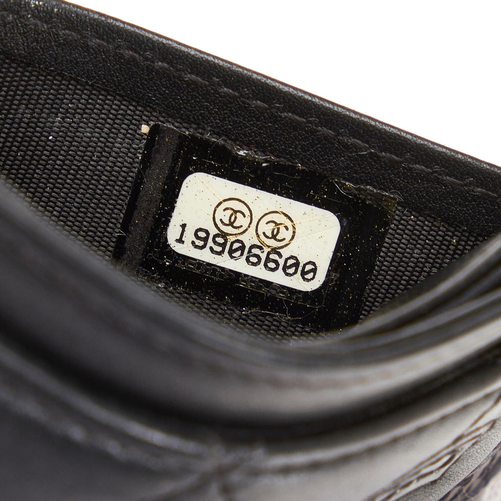 Chanel CC Matelasse Card Holder (SHG-cydmno)
