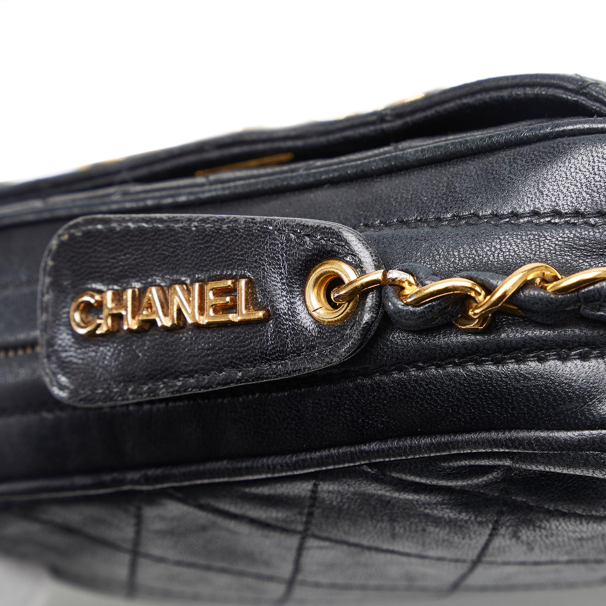 Chanel CC Matelasse Lambskin Camera Bag (SHG-QimvSc)