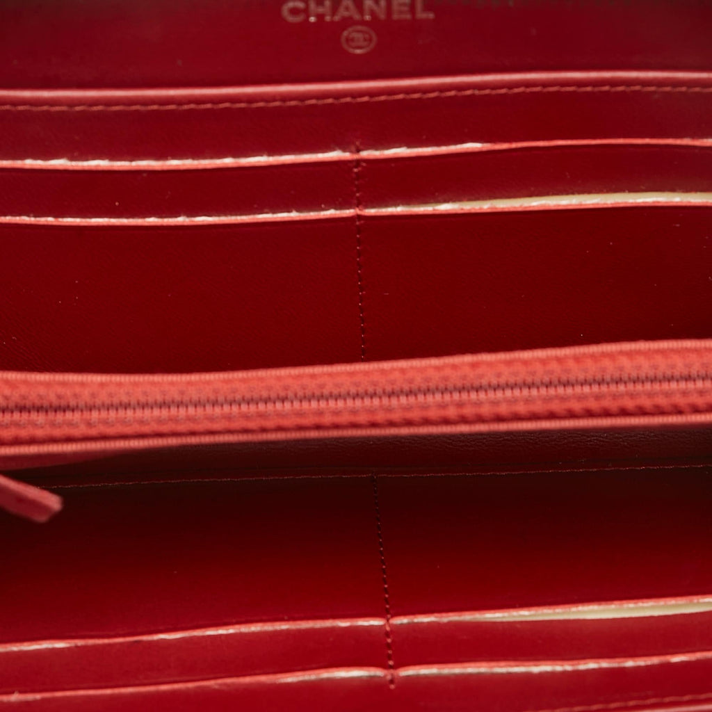 Chanel CC Matelasse Lambskin Leather Wallet (SHG-35305)