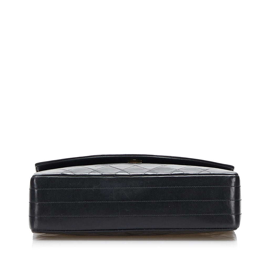 Chanel CC Matelasse Shoulder Bag (SHG-kl8DIA)