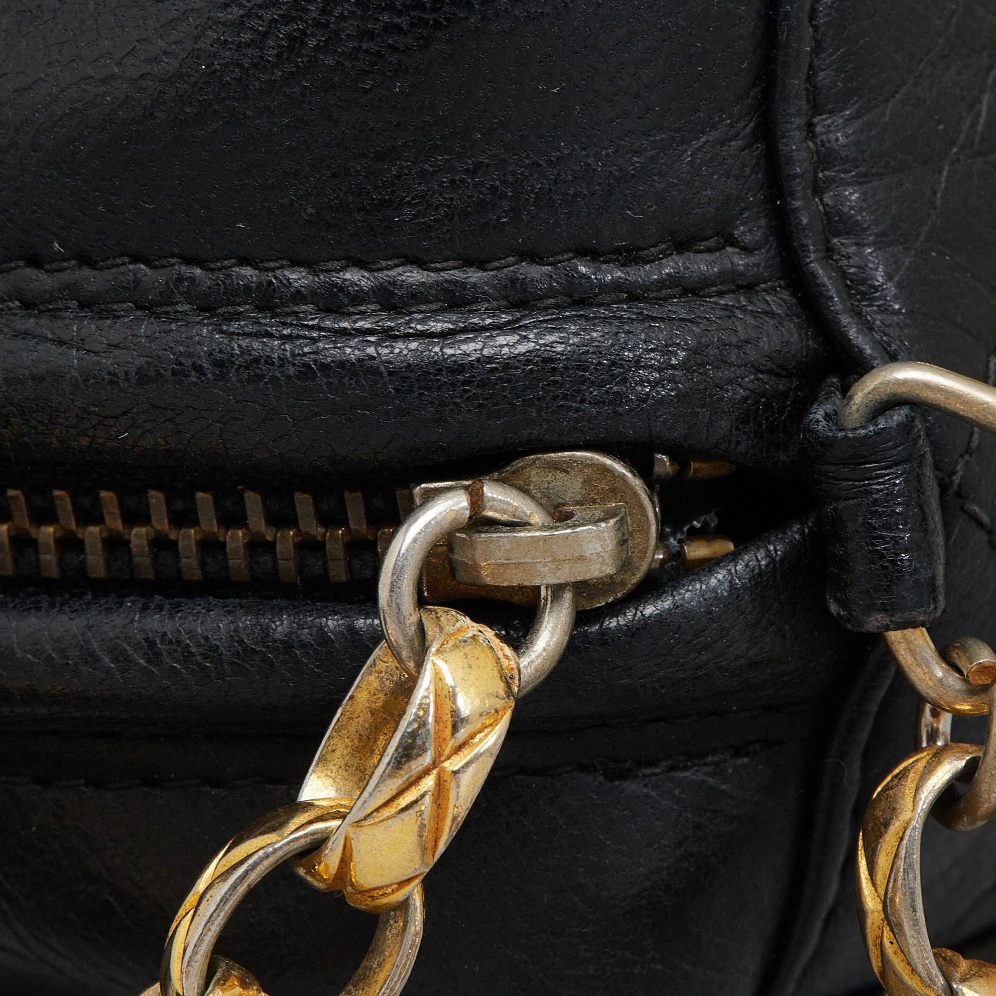 Chanel CC Matelasse Tassel Camera Bag (SHG-Y2qSSV)