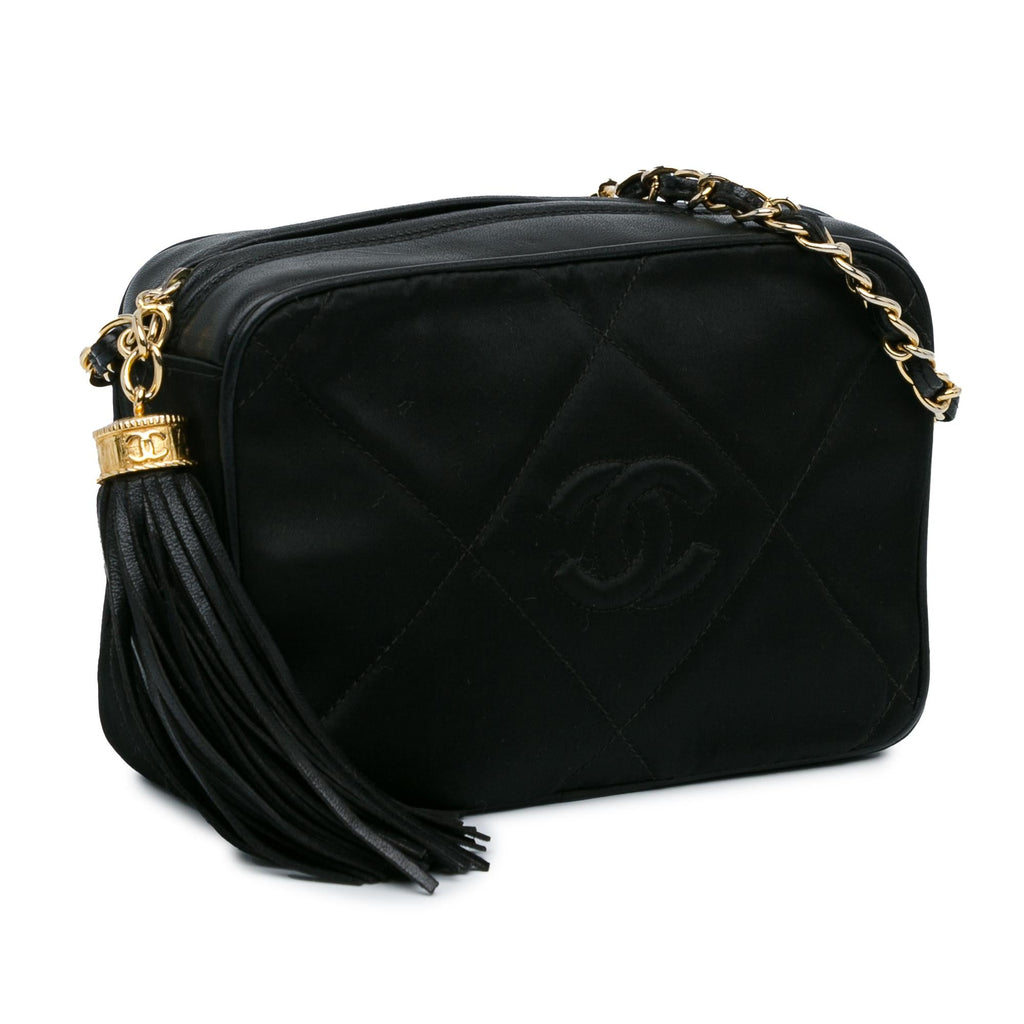 Chanel CC Matelasse Tassel Camera Bag (SHG-w2rli7)