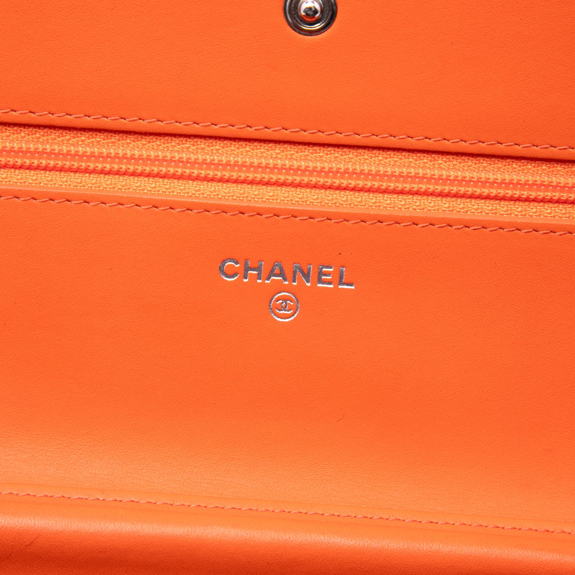 Chanel CC Patent Caviar Wallet On Chain