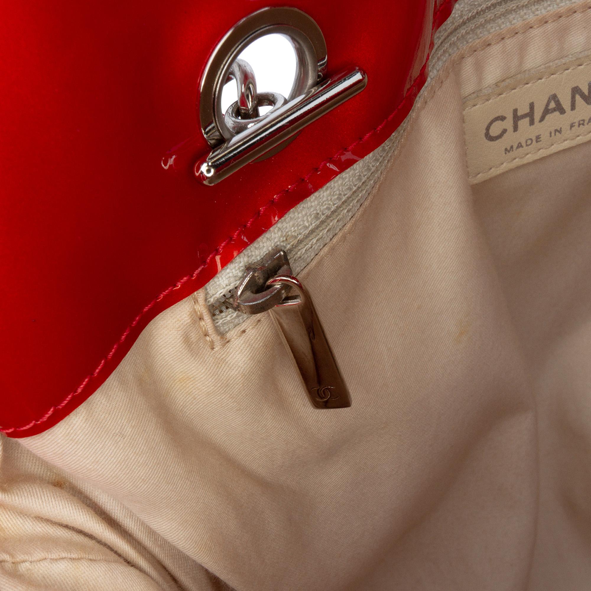 Chanel CC Patent Crystal Strass Embellished Bonbons Tote
