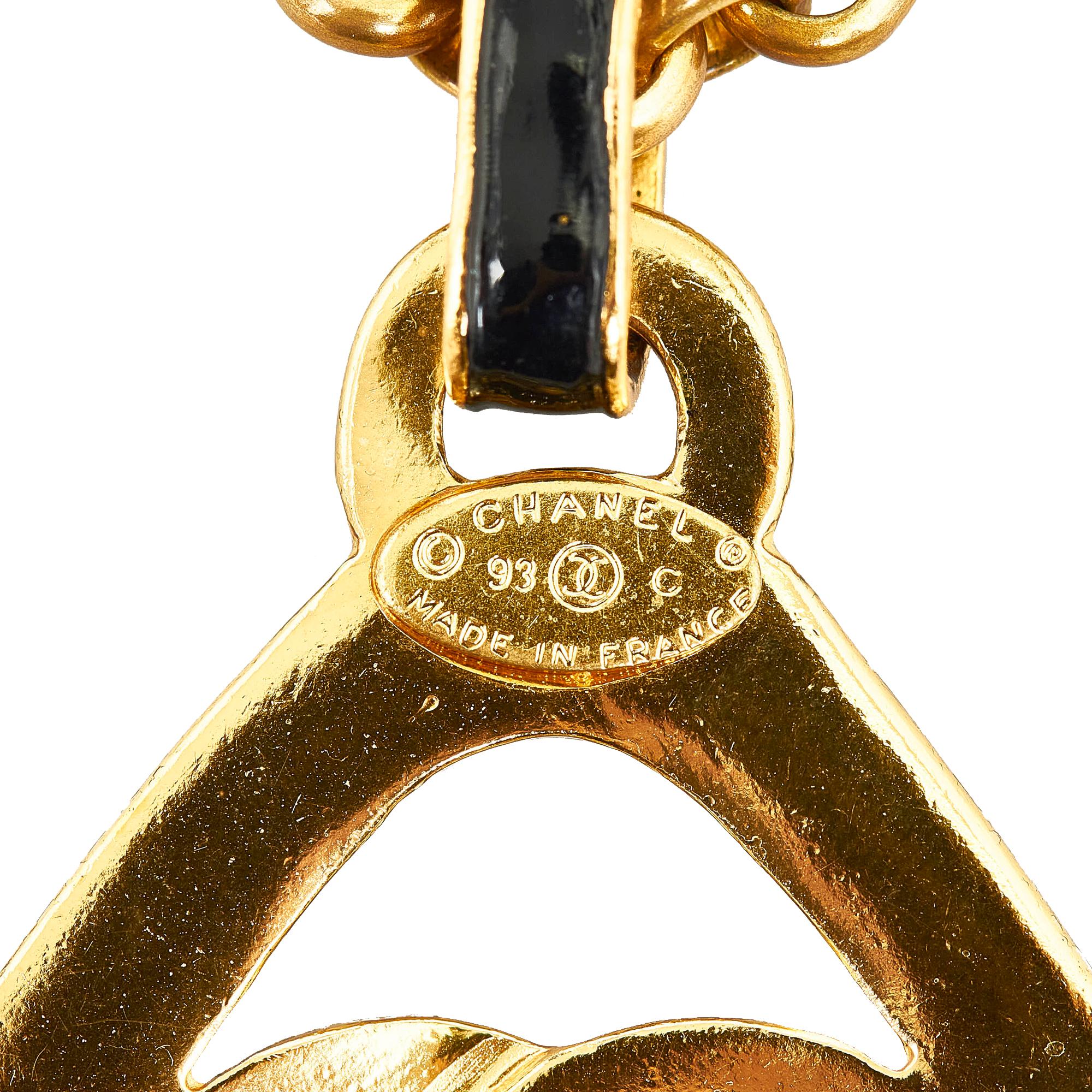 Chanel CC Pendant Necklace (SHG-2rTjhs)