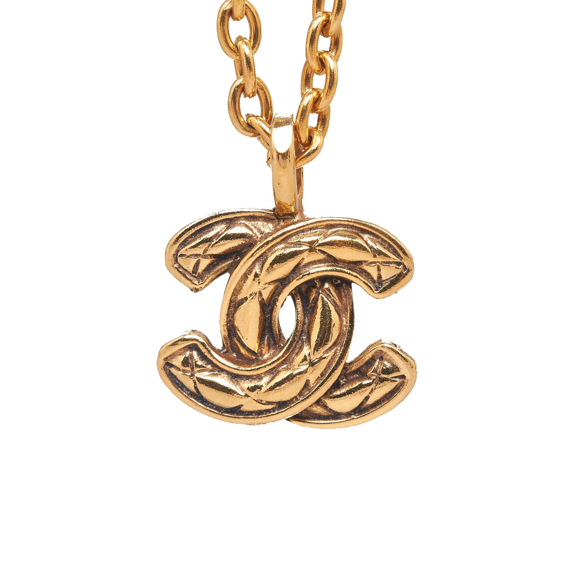 Chanel CC Pendant Necklace (SHG-GeCaL8)
