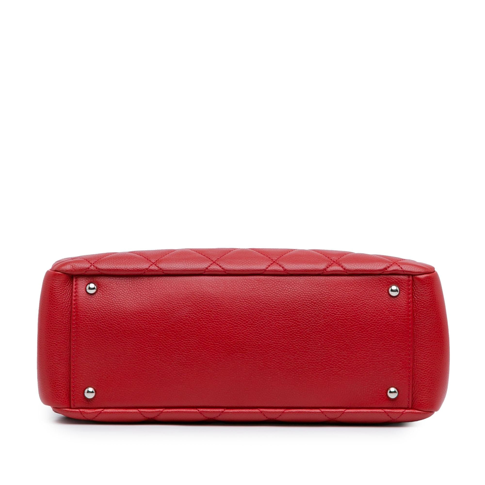 Chanel CC Petite Caviar Soft Tote (SHG-xcsuvH)