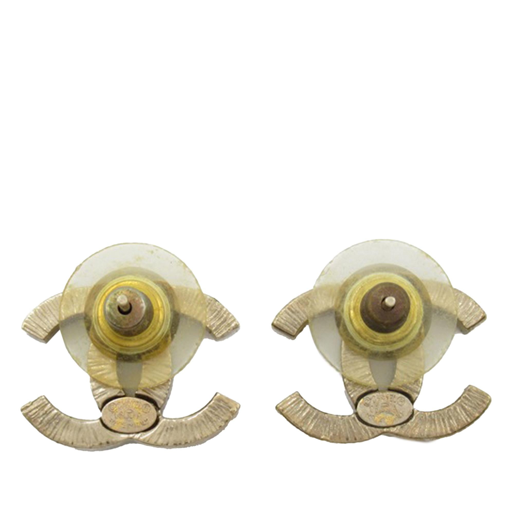 Chanel CC Push Back Earrings (SHG-APQV2X)