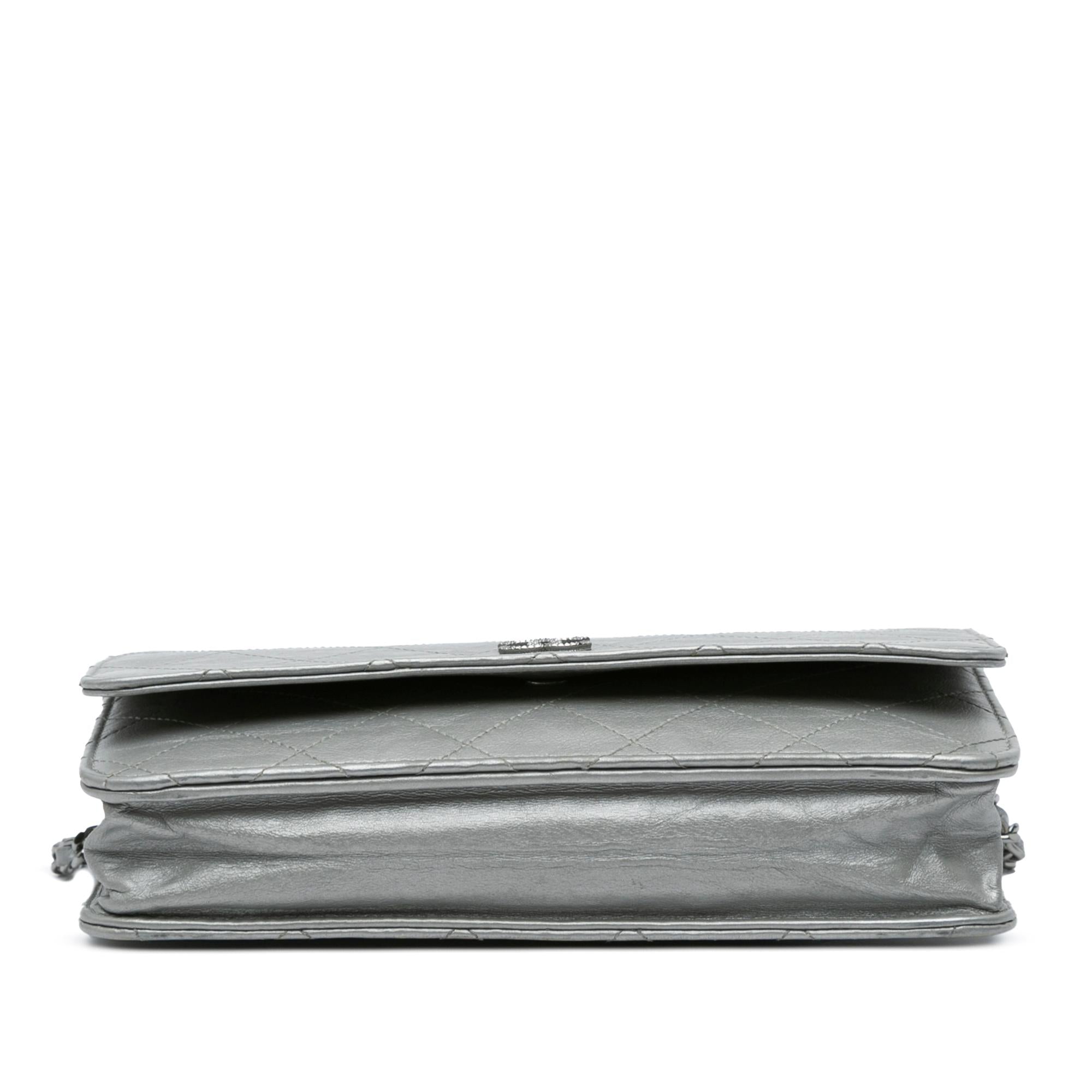 Chanel CC Quilted Aged Calfskin Wallet On Chain (SHG-x0Wgqd)