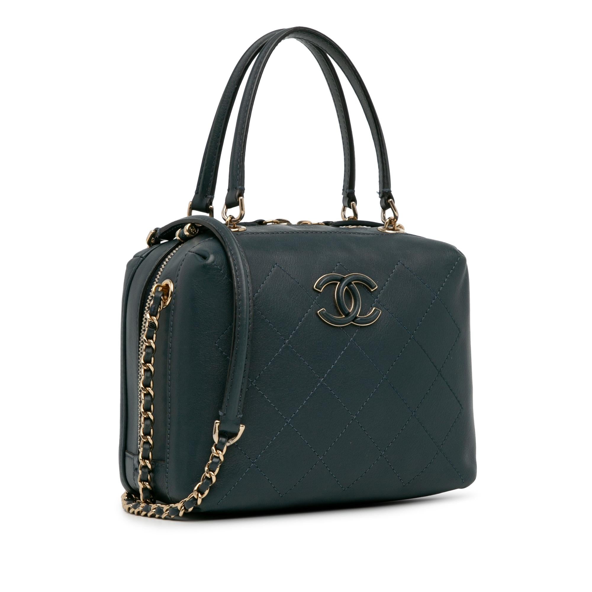 Chanel CC Quilted Bullskin Vanity Case (SHG-3WgpyN)