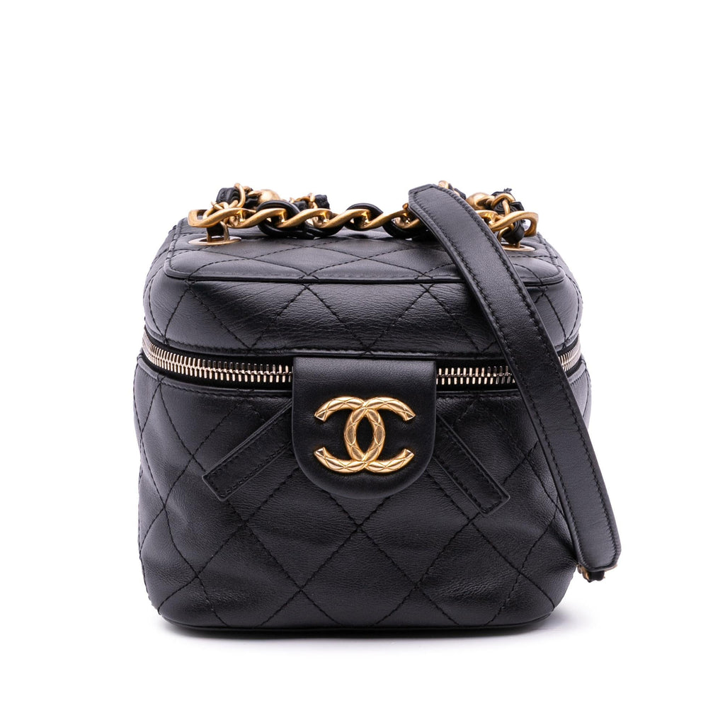 Chanel CC Quilted Calfskin Vanity Case with Chain