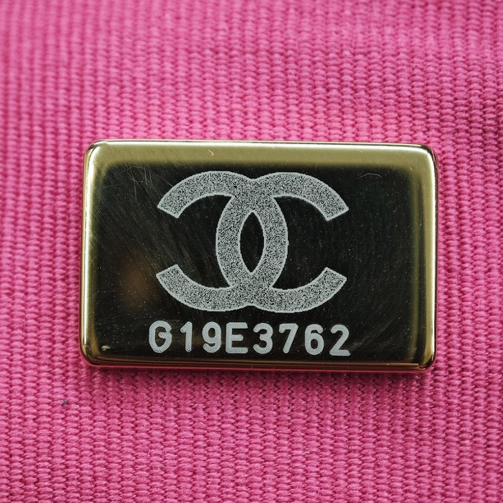 Chanel CC Quilted Calfskin Vanity Case with Chain