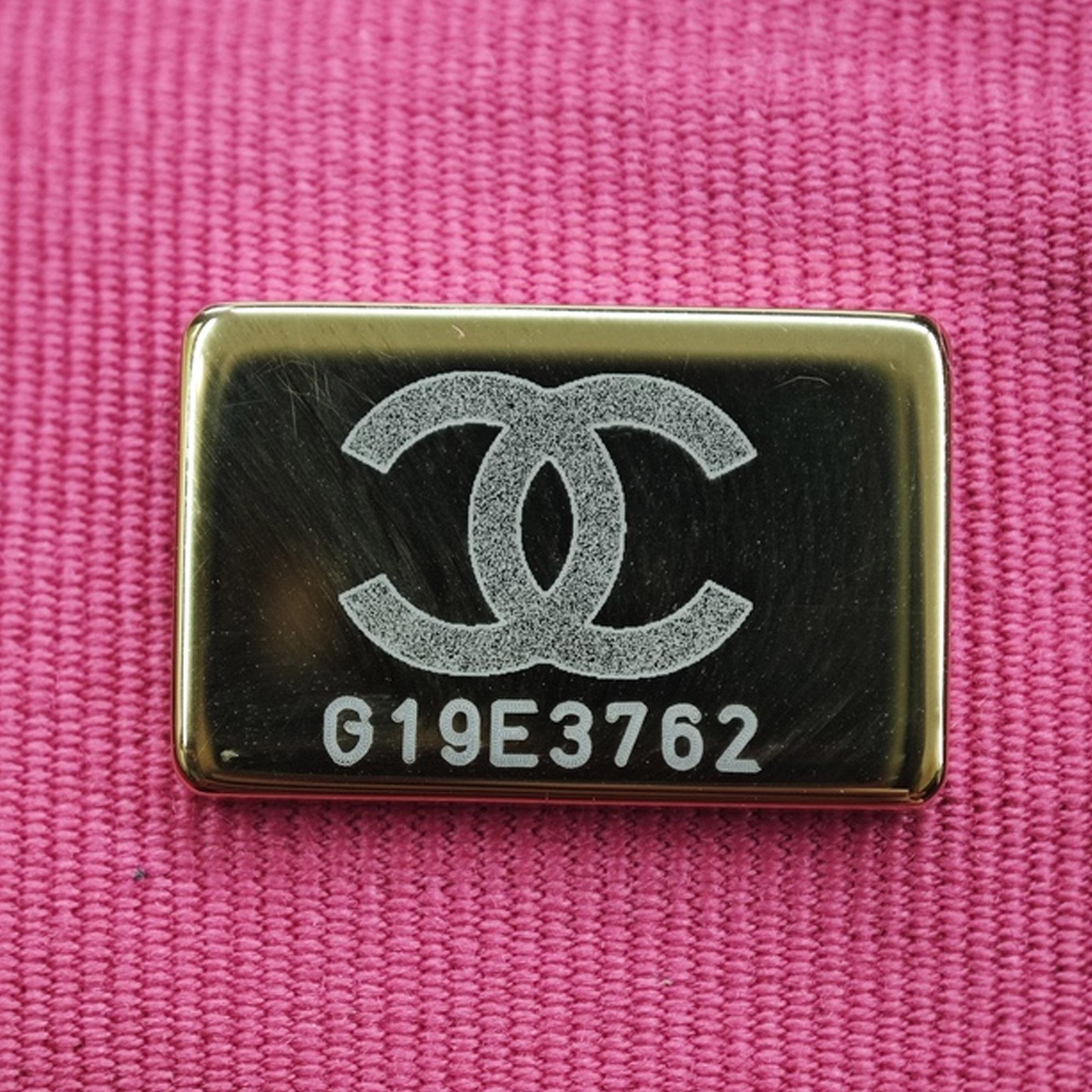 Chanel CC Quilted Calfskin Vanity Case with Chain