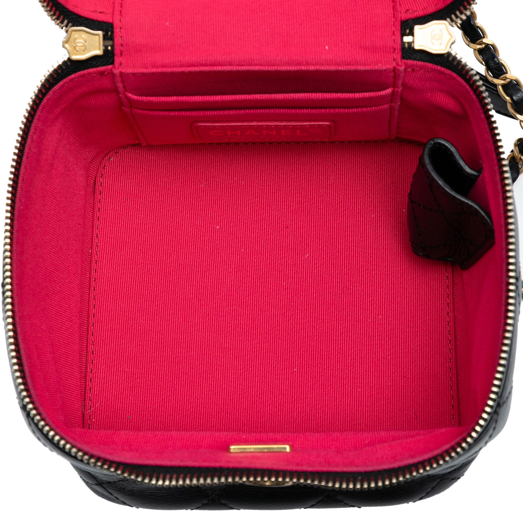 Chanel CC Quilted Calfskin Vanity Case with Chain