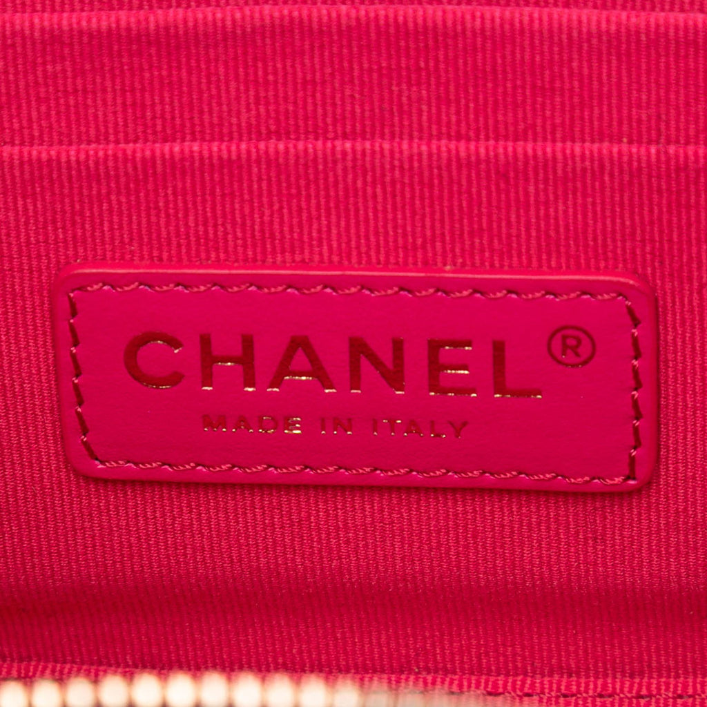 Chanel CC Quilted Calfskin Vanity Case with Chain
