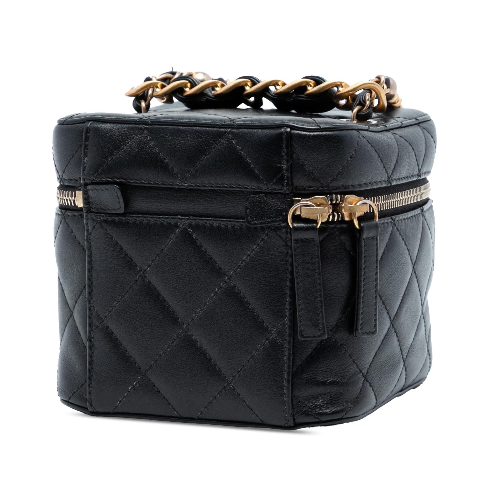 Chanel CC Quilted Calfskin Vanity Case with Chain
