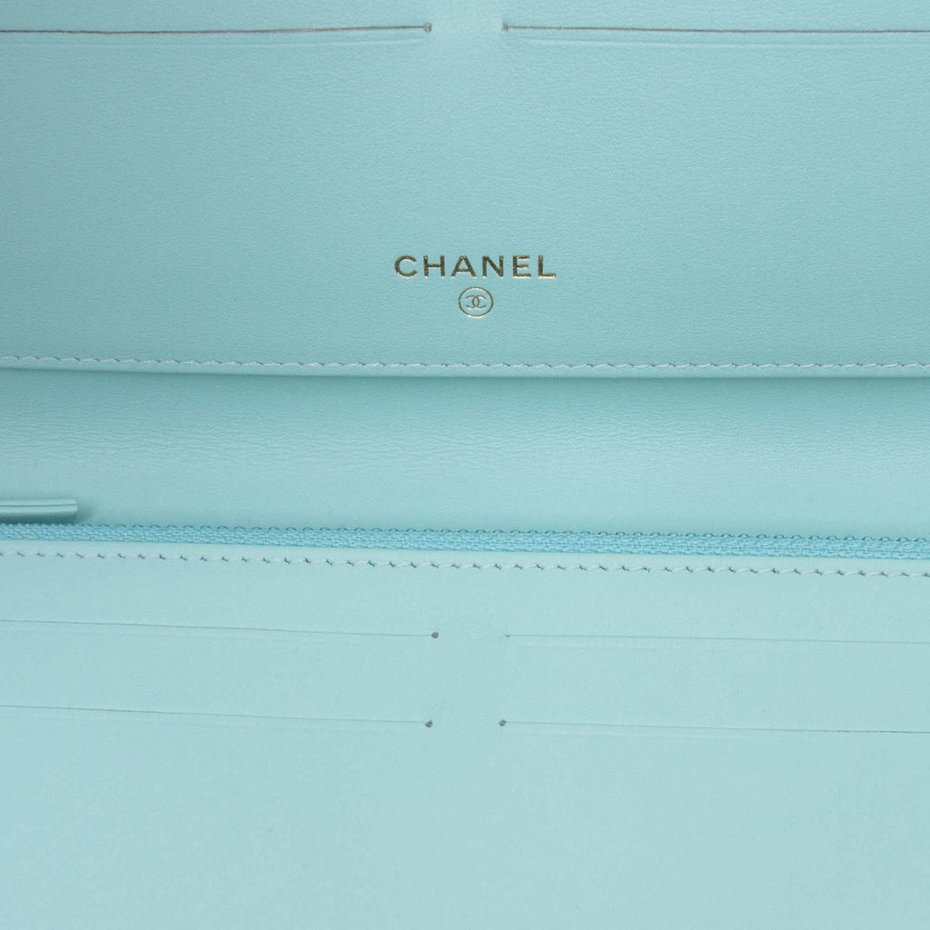 Chanel CC Quilted Caviar Bifold Long Wallet