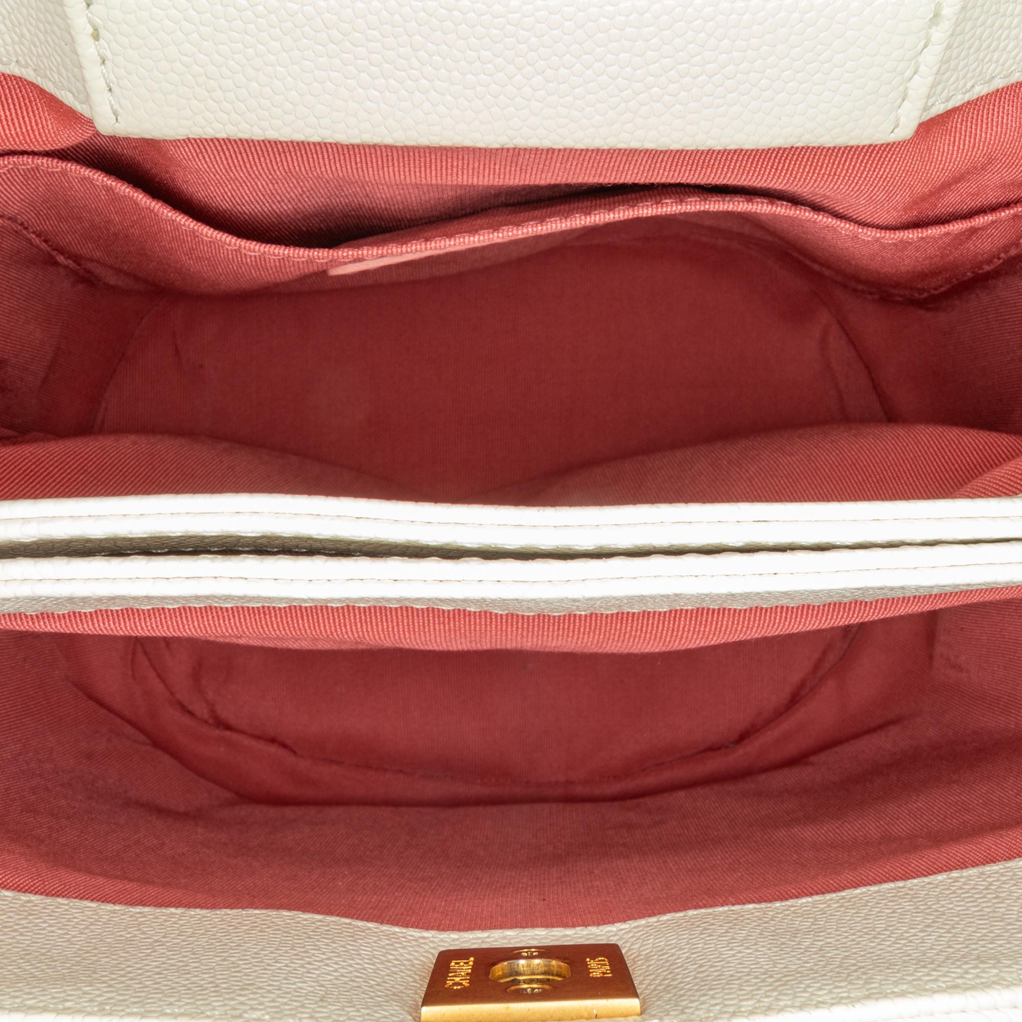 Chanel CC Quilted Caviar Chain Scarf Handle Bucket Bag (SHG-AuAIp1)