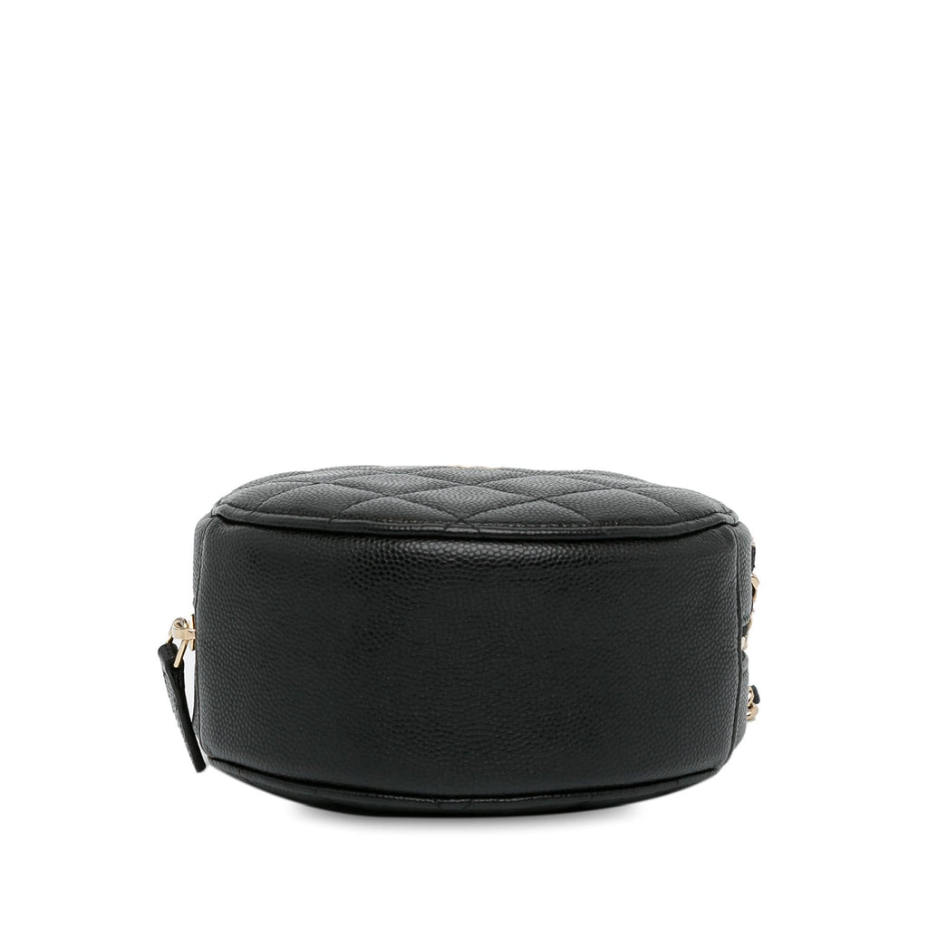 Chanel CC Quilted Caviar Round Clutch With Chain (SHG-ov2ka3)