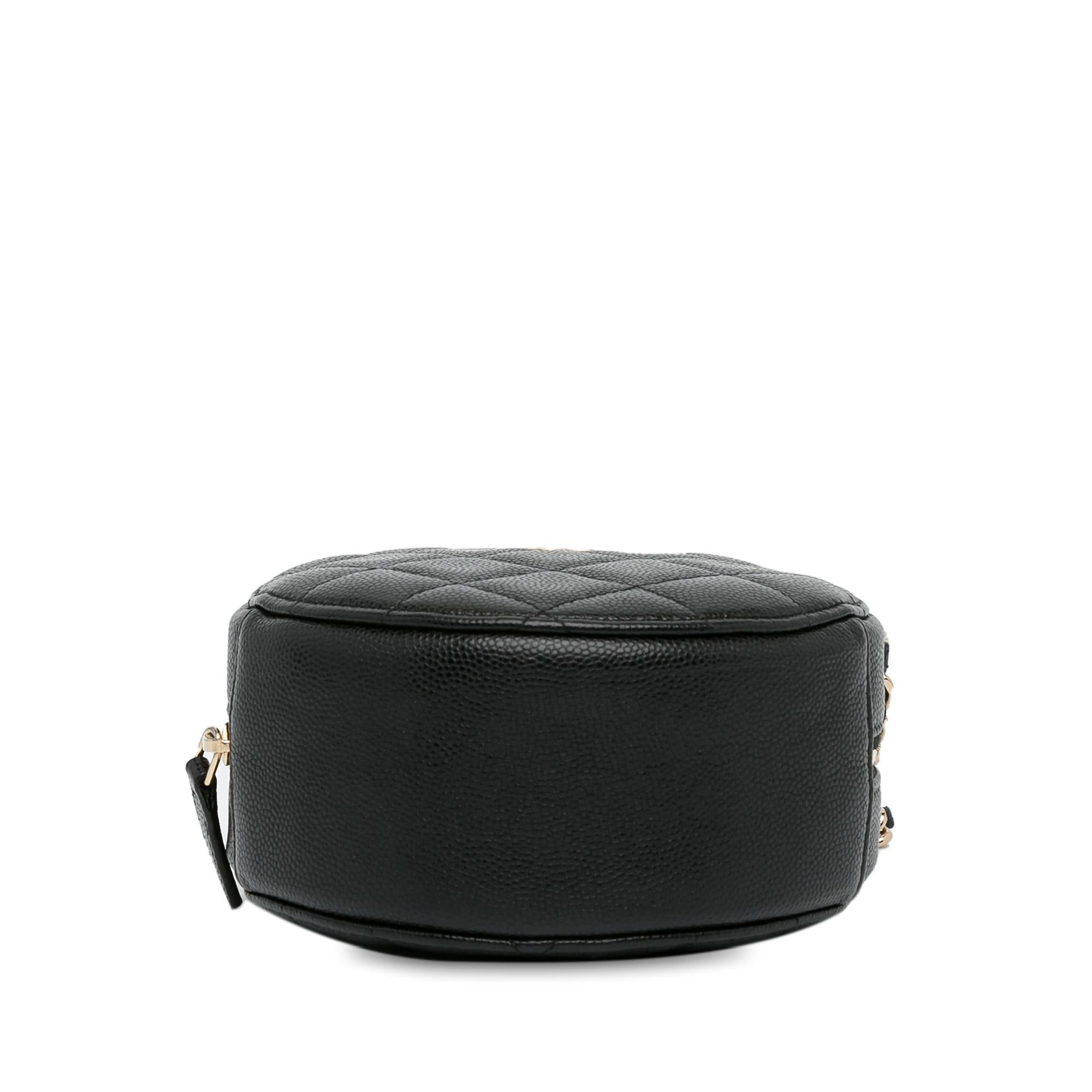 Chanel CC Quilted Caviar Round Clutch With Chain (SHG-ov2ka3)
