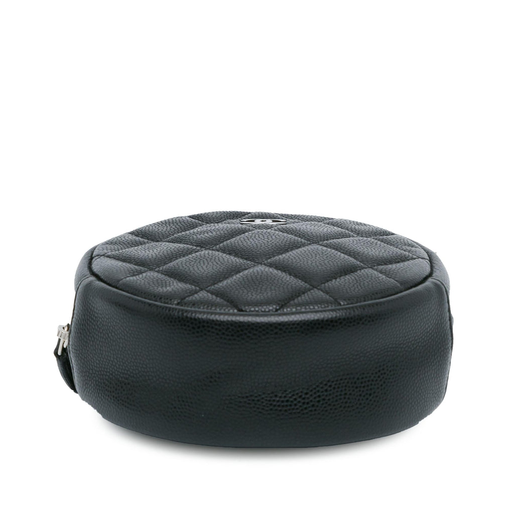 Chanel CC Quilted Caviar Round Clutch With Chain (SHG-jxh22e)