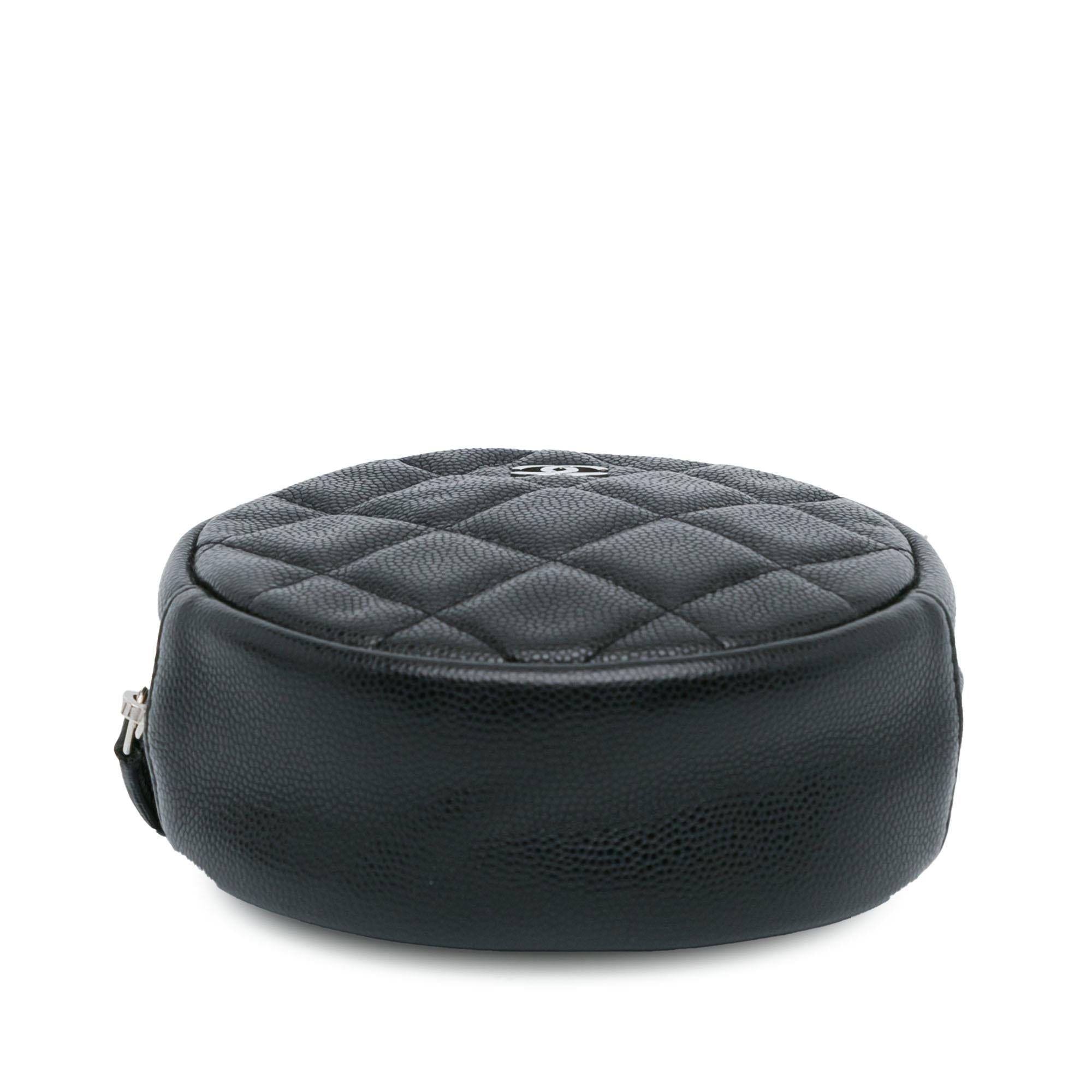 Chanel CC Quilted Caviar Round Clutch With Chain (SHG-jxh22e)