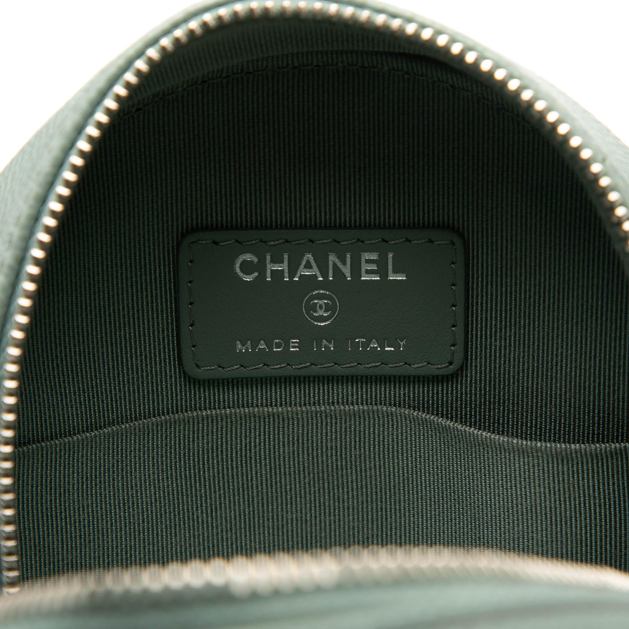 Chanel CC Quilted Caviar Round Clutch With Chain