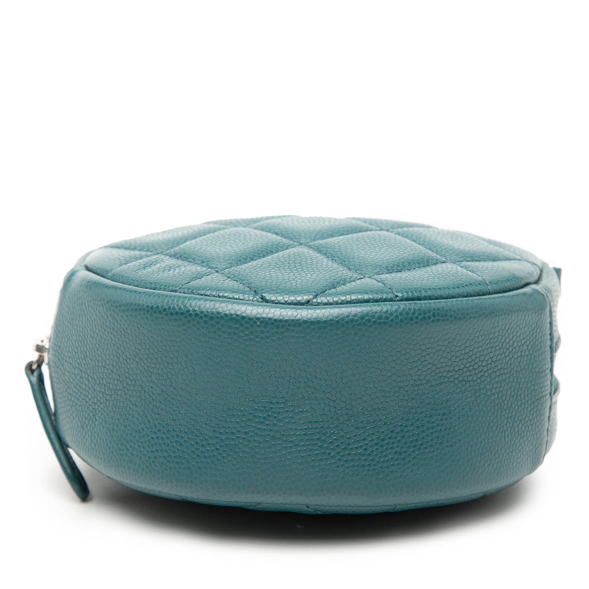 Chanel CC Quilted Caviar Round Clutch With Chain