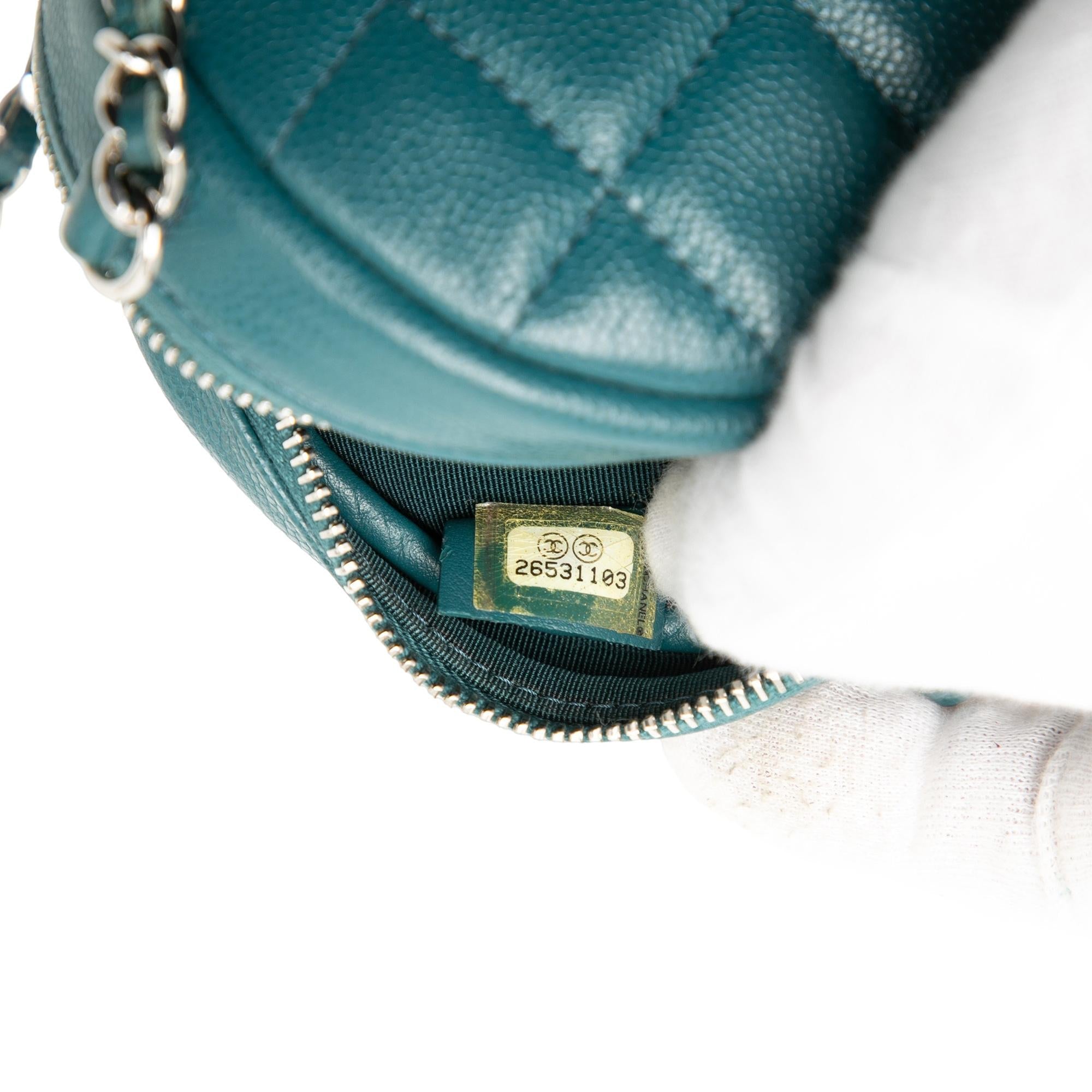 Chanel CC Quilted Caviar Round Clutch With Chain
