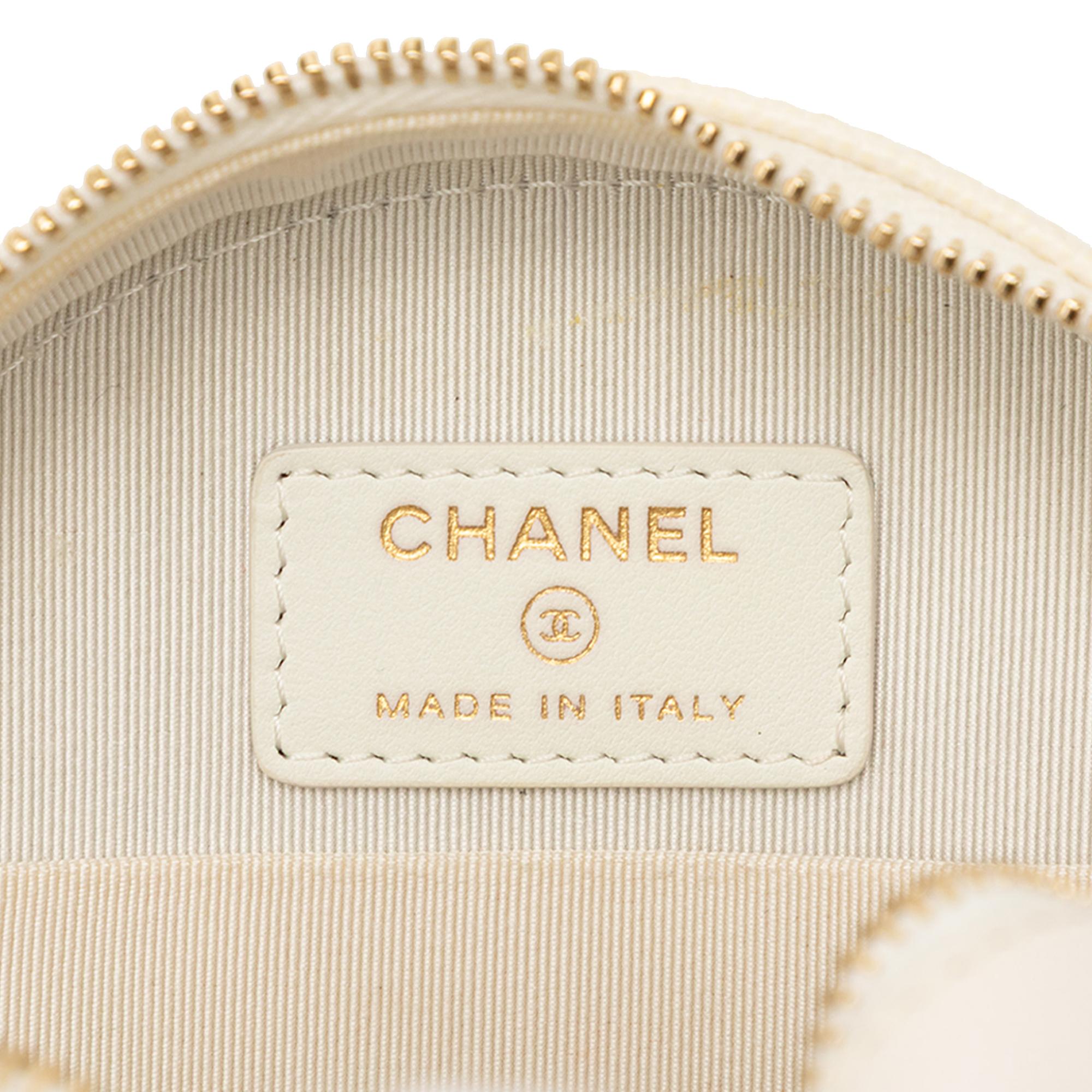 Chanel CC Quilted Caviar Round Clutch With Chain