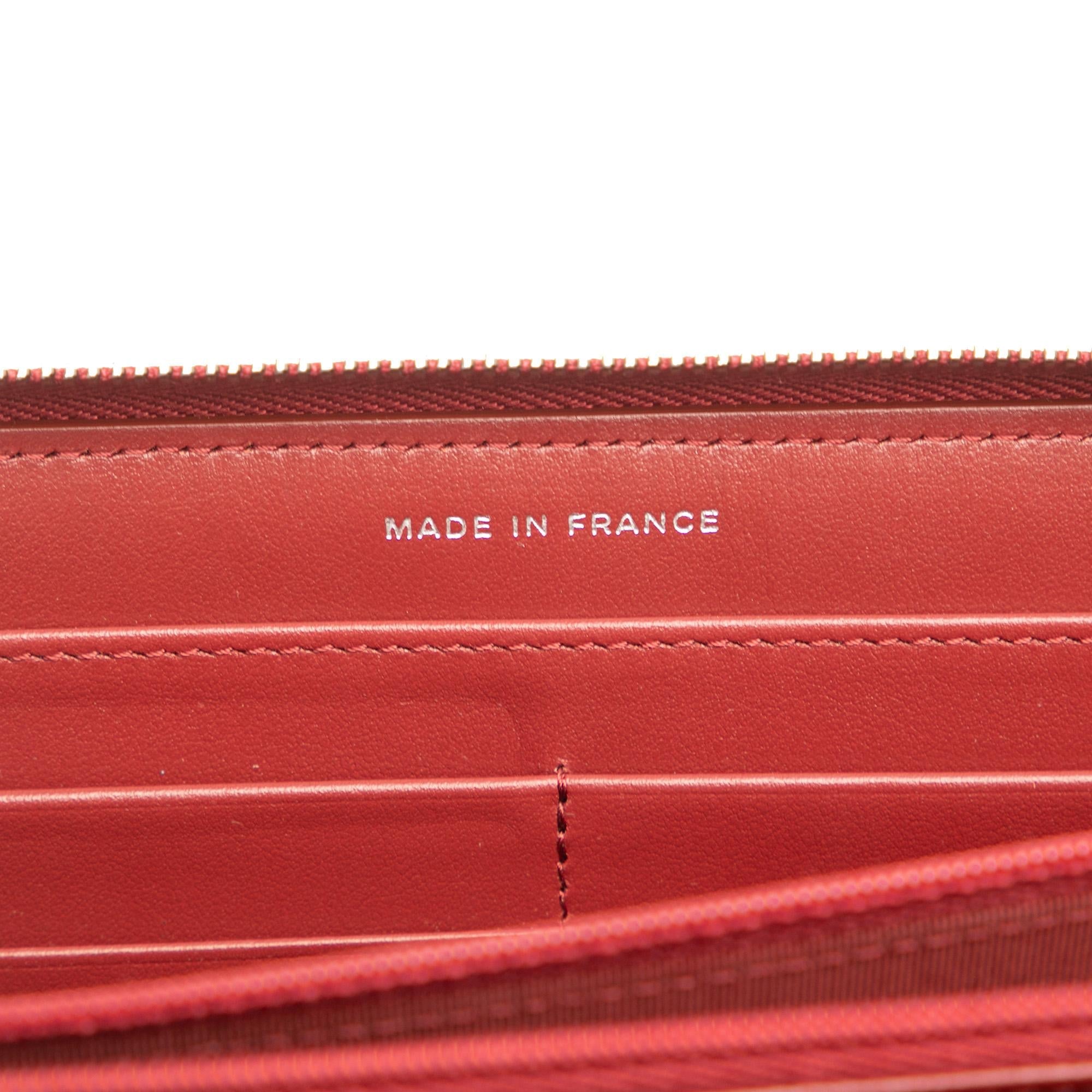 Chanel CC Quilted Caviar Zip Around Long Wallet