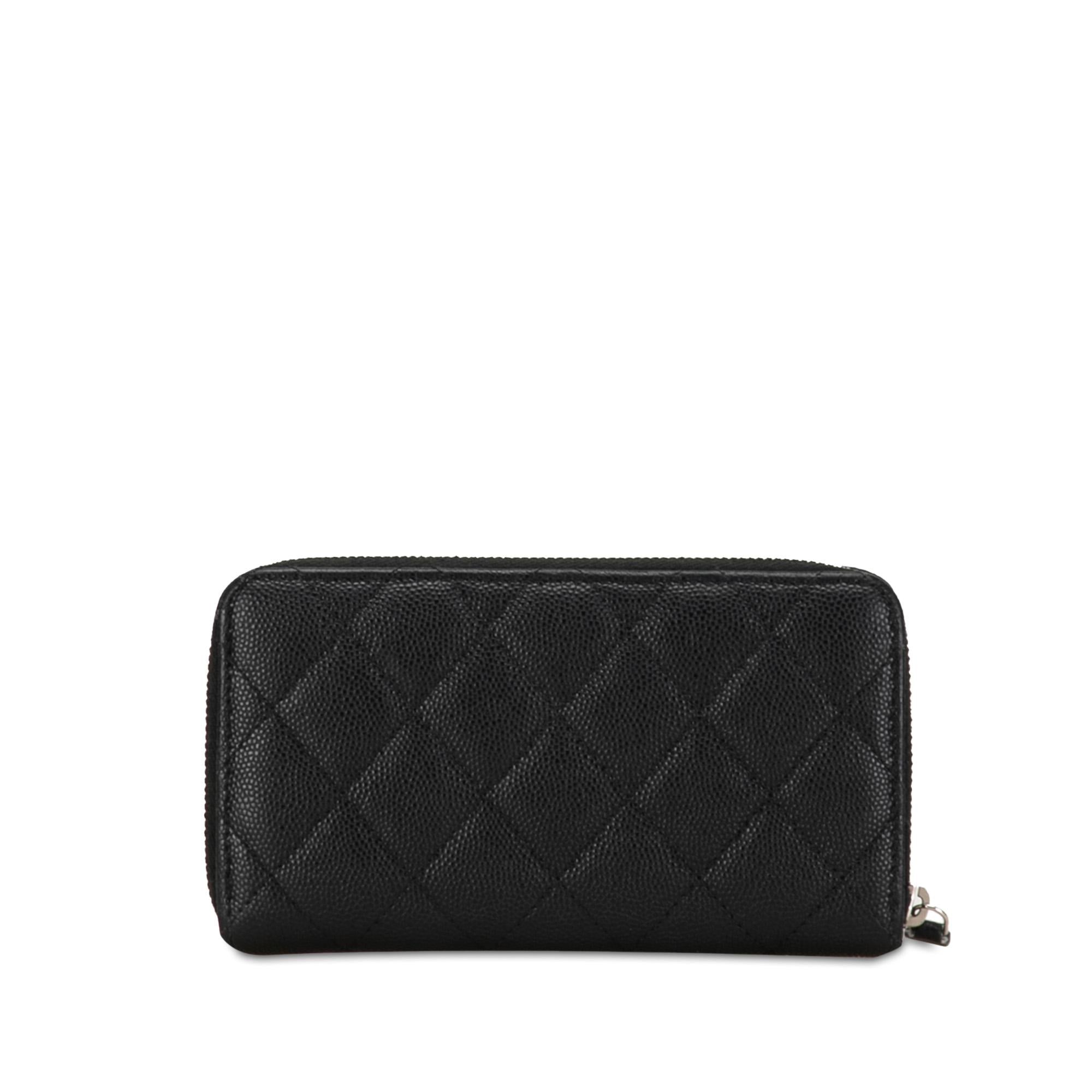 Chanel CC Quilted Caviar Zip Around Wallet (SHG-qgCY15)