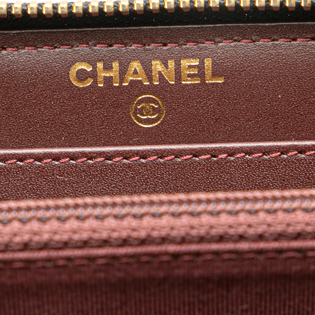 Chanel CC Quilted Caviar Zip Around Wallet