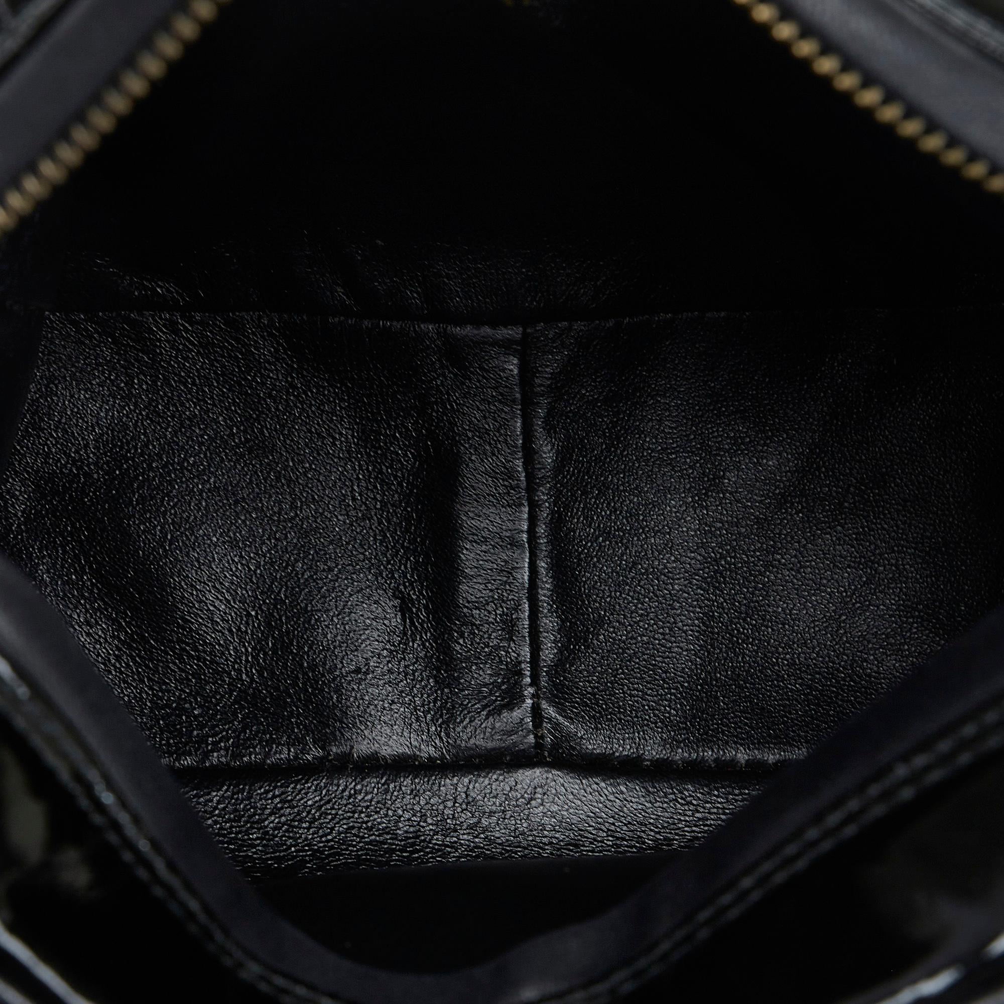 Chanel CC Quilted Crossbody Bag (SHG-OAm31F)