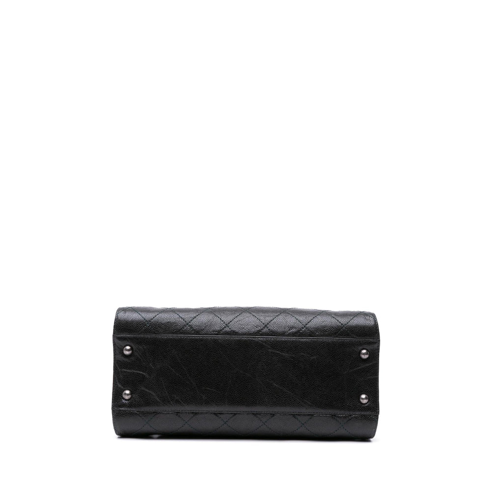 Chanel CC Quilted Crumpled Caviar Crave Tote