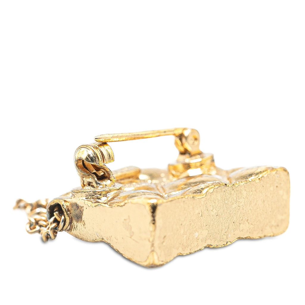 Chanel CC Quilted Flap Bag Brooch (SHG-IiuY9h)
