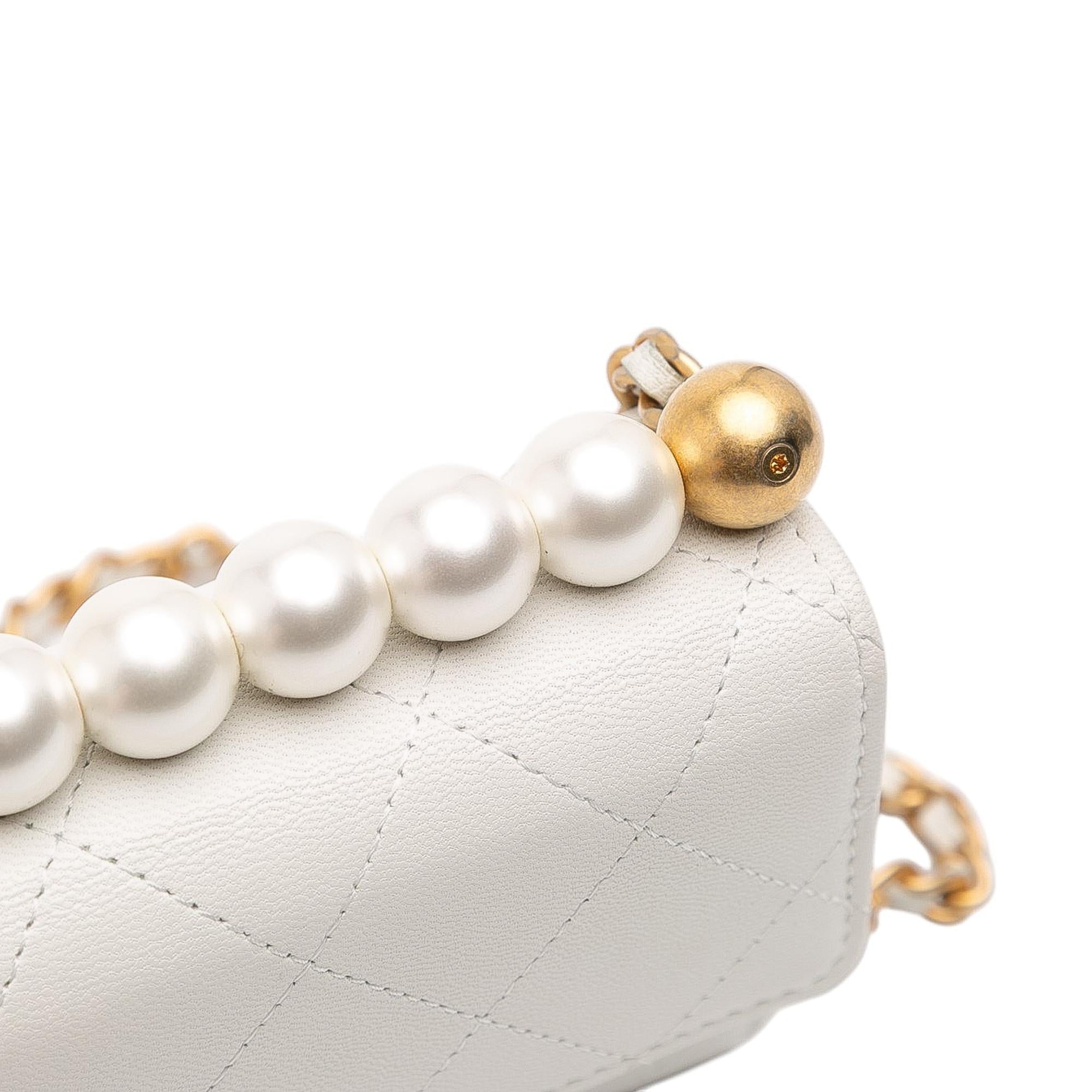 Chanel CC Quilted Goatskin Chic Pearls Wallet on Chain