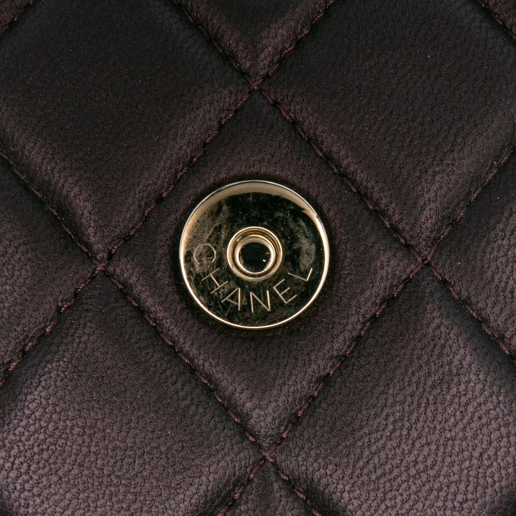 Chanel CC Quilted Iridescent Lambskin Top Handle Flap Clutch With Chain